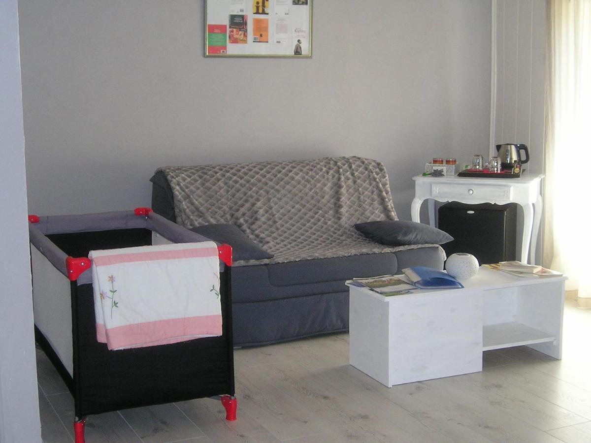 Hotel L Acacia à Lus-la-Croix-Haute Extérieur photo